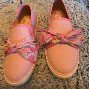 Pretty Pink Sneakers With Floral Bow Girl's Size 3